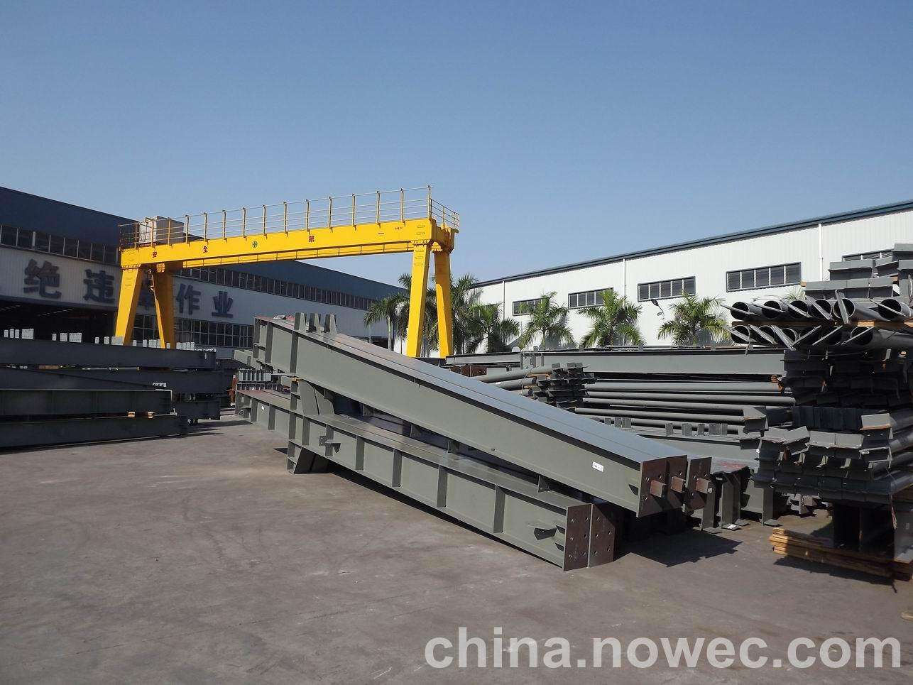 拉萨网架工程中的分条（分块）吊装法